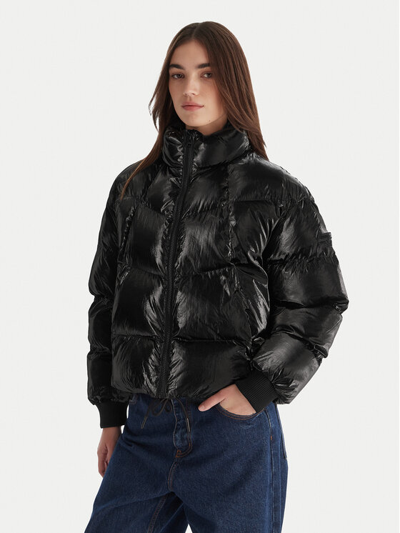 HUGO Зимно яке Fiorella 50546368 Черен Regular Fit цвят на ниска цена