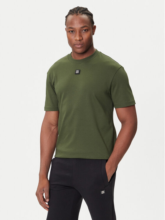 HUGO Тишърт Dalile 50505201 Зелен Regular Fit цвят на ниска цена