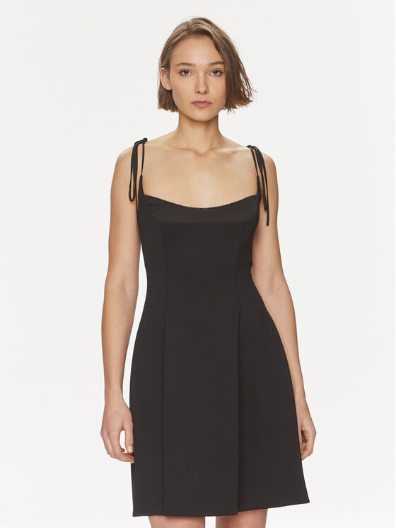 Hugo Ежедневна рокля Kamuran 50510426 Черен Regular Fit цвят на ниска цена