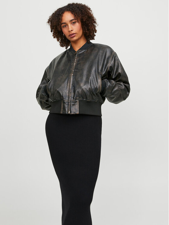 JJXX Яке бомбър Hailey 12250708 Черен Regular Fit цвят на ниска цена