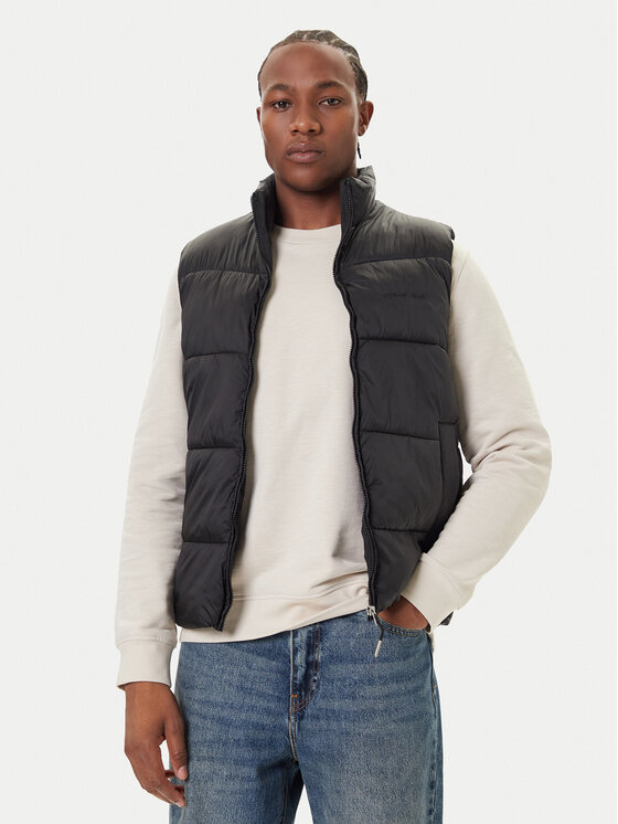 Jack & Jones Елек Norrebro 12282913 Черен Regular Fit цвят на ниска цена