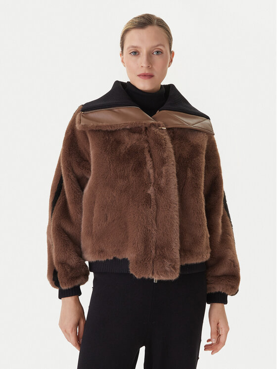 LOLA CASADEMUNT Преходно яке LF2501014 Кафяв Regular Fit цвят на ниска цена