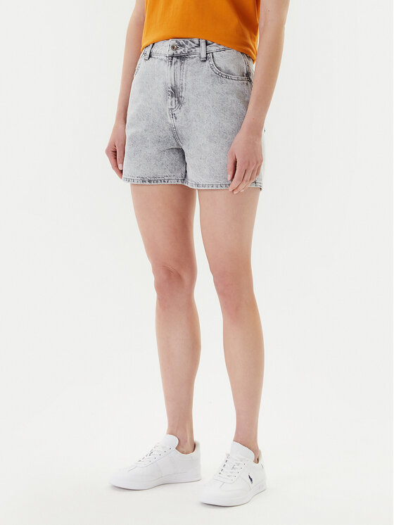 Mustang Дънкови шорти Charlotte 1016558 Сив Mom Fit цвят на ниска цена