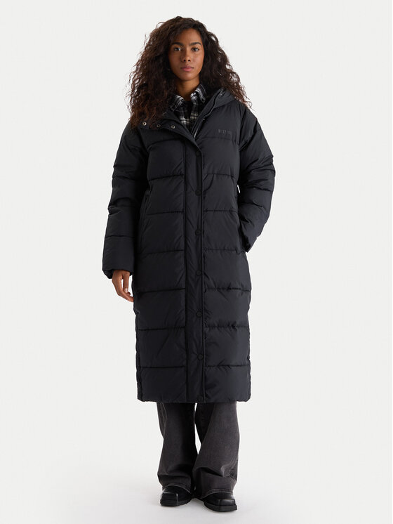 Mustang Зимно яке Crystal City 1016746 Черен Relaxed Fit цвят на ниска цена