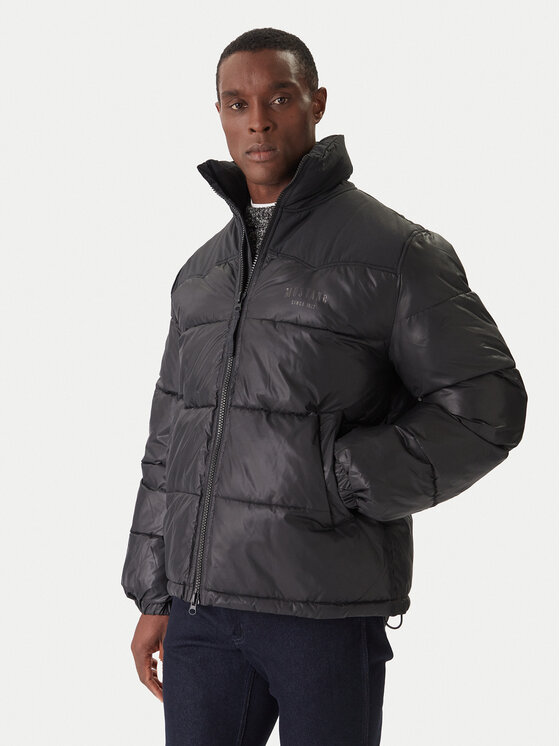 Mustang Зимно яке Oakfield 1016895 Черен Regular Fit цвят на ниска цена