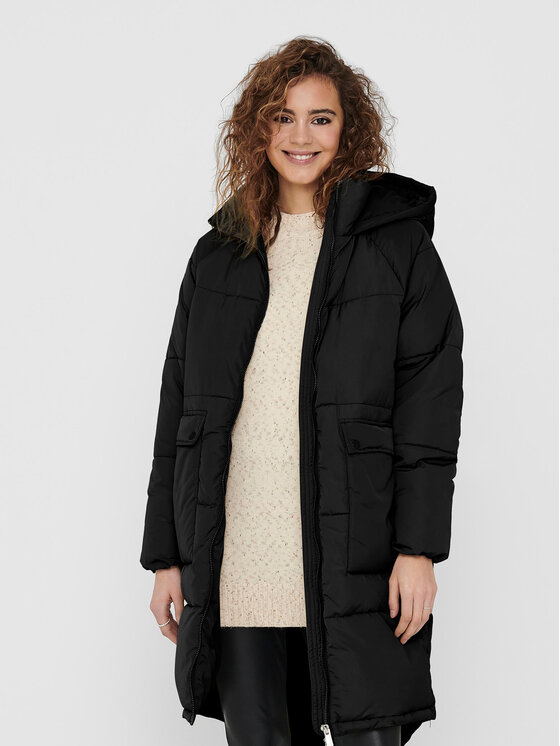 ONLY Зимно яке 15160167 Черен Relaxed Fit цвят на ниска цена