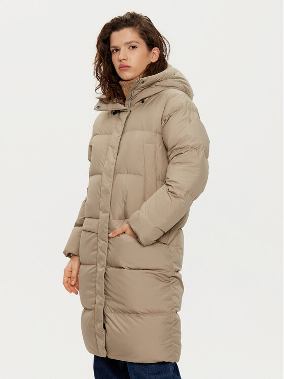 Peak Performance Пухено яке G79931040 Бежов Regular Fit цвят на ниска цена