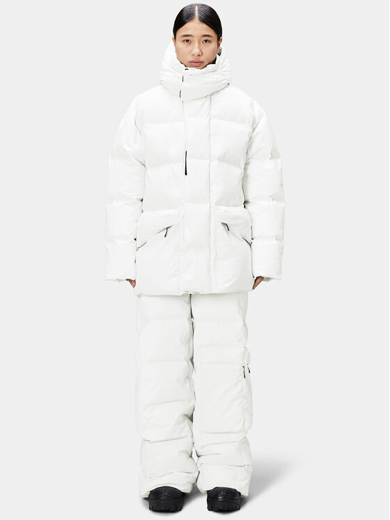 Rains Пухено яке 15050 Бял Regular Fit цвят на ниска цена