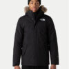 The North Face Зимно яке Zaneck NF0A4M8H Черен Regular Fit цвят на ниска цена