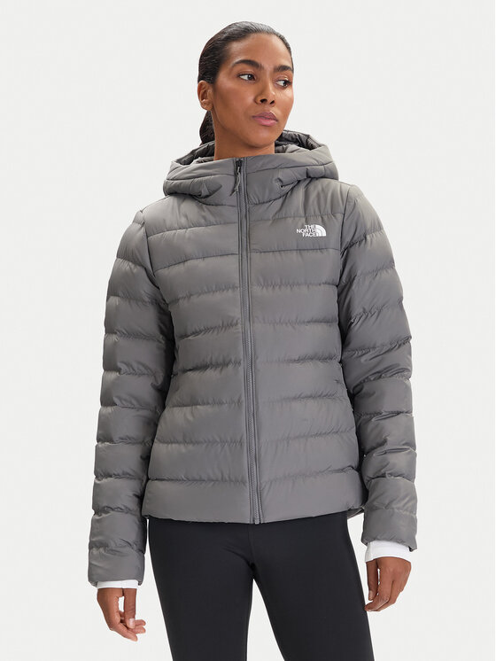 The North Face Пухено яке Aconcaqua NF0A84IV Сив Regular Fit цвят на ниска цена