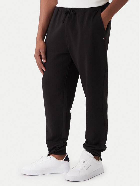 Tommy Hilfiger Долнище анцуг Essential MW0MW37236 Черен Regular Fit цвят на ниска цена