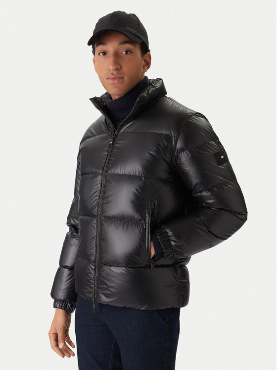 Tommy Hilfiger Пухено яке MW0MW40617 Черен Regular Fit цвят на ниска цена