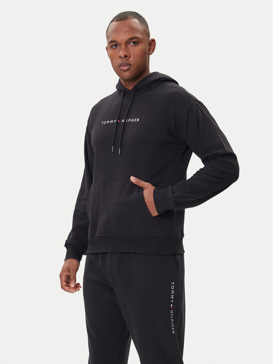 Tommy Hilfiger Суитшърт UM0UM03665 Черен Regular Fit цвят на ниска цена