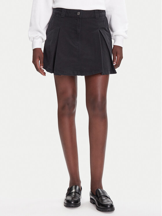 Tommy Jeans Дънкова пола DW0DW21137 Черен Regular Fit цвят на ниска цена