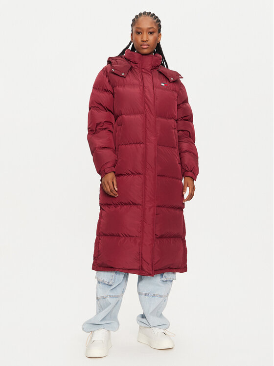 Tommy Jeans Пухено яке Alaska DW0DW18860 Бордо Regular Fit цвят на ниска цена