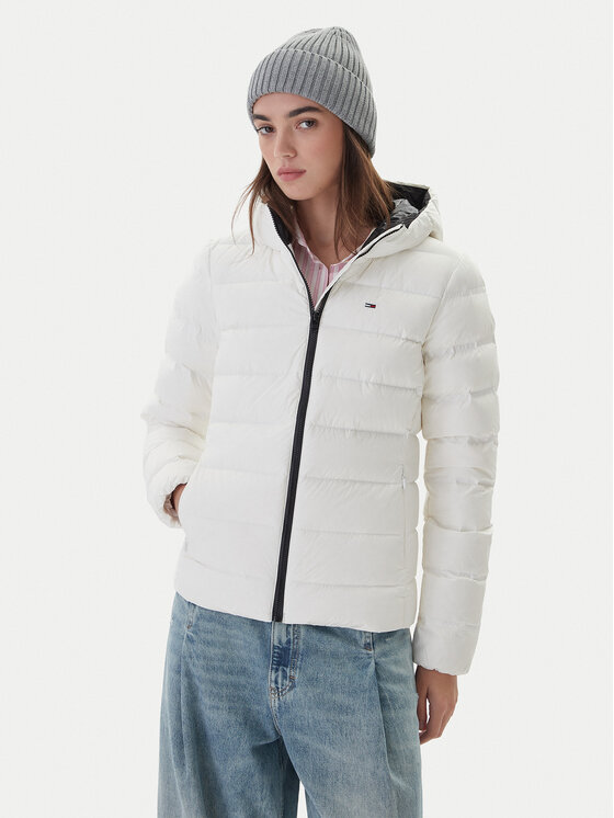 Tommy Jeans Пухено яке DW0DW21617 Бял Regular Fit цвят на ниска цена