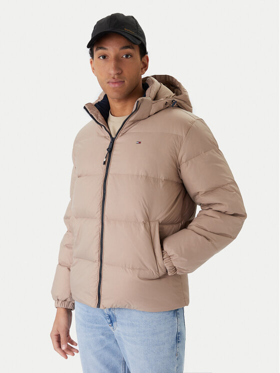 Tommy Jeans Пухено яке Essential DM0DM19786 Бежов Regular Fit цвят на ниска цена