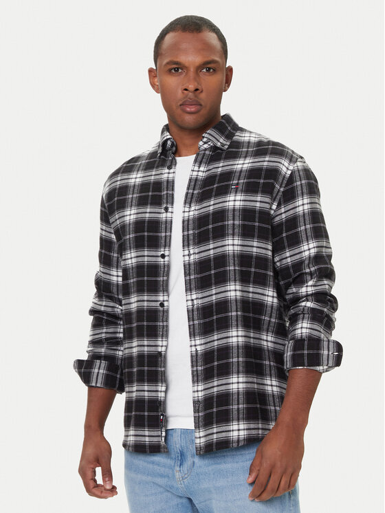 Tommy Jeans Риза DM0DM22024 Черен Regular Fit цвят на ниска цена