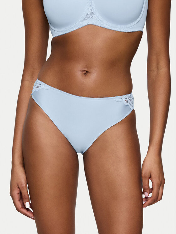 Triumph Класически дамски бикини Amourette 10210688 Светлосиньо цвят на ниска цена