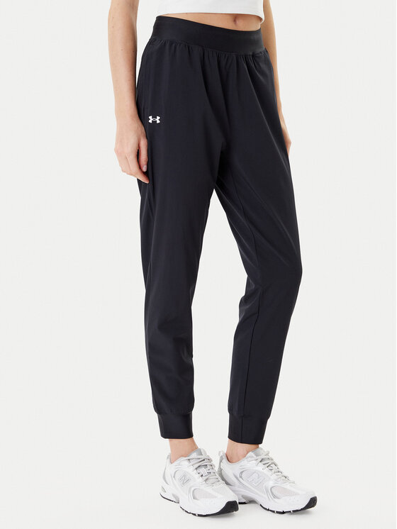 Under Armour Долнище анцуг Armoursport High Rise Wvn Pnt 1382727-001 Черен Loose Fit цвят на ниска цена