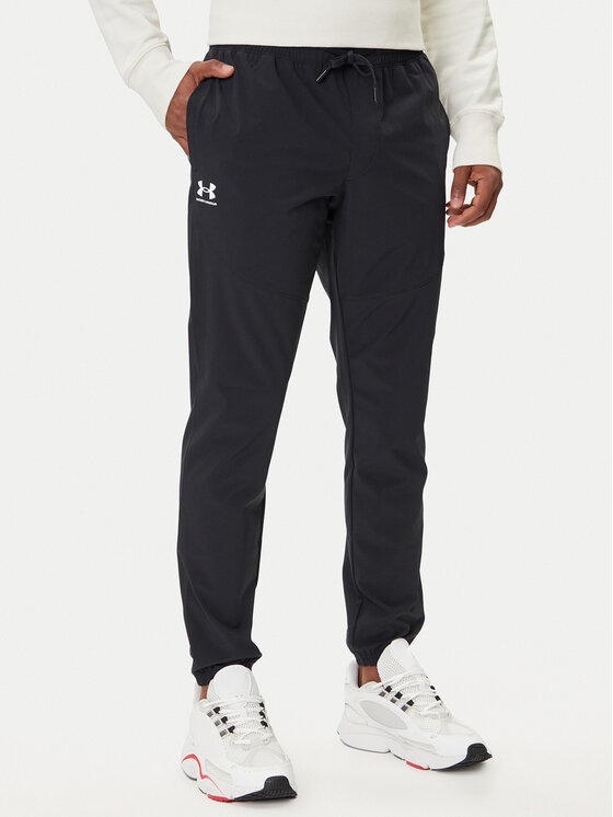 Under Armour Долнище анцуг UA Vibe Woven 1386557 Черен Regular Fit цвят на ниска цена