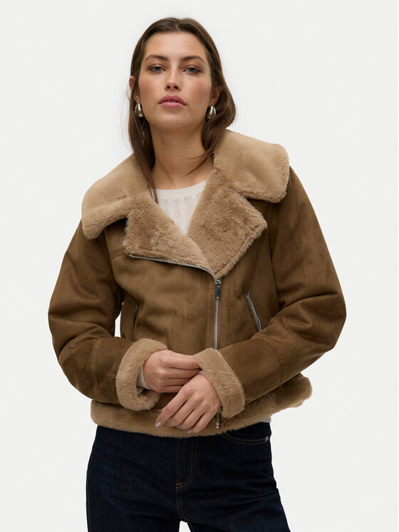 Vero Moda Кожух Peggy 10290150 Кафяв Regular Fit цвят на ниска цена