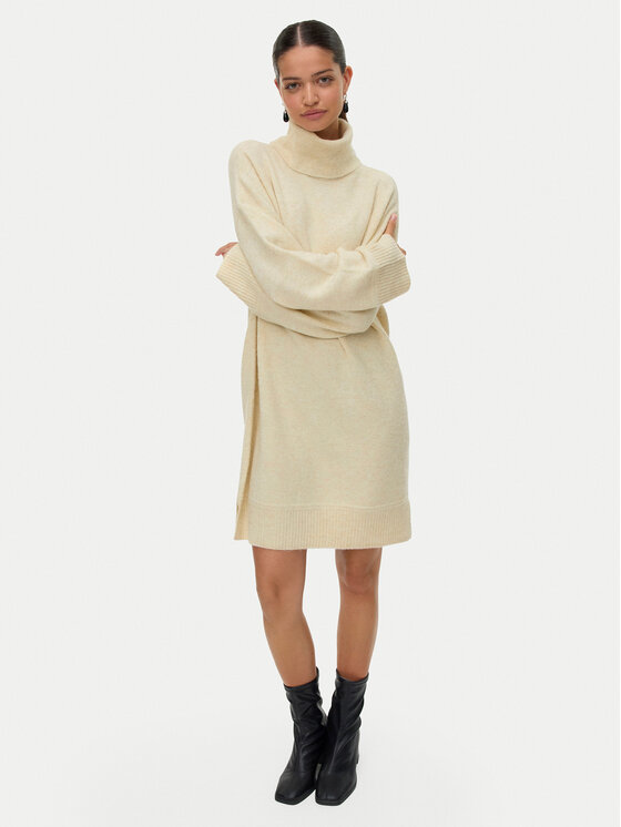 Vero Moda Плетена рокля Aquarius 10331900 Бежов Regular Fit цвят на ниска цена
