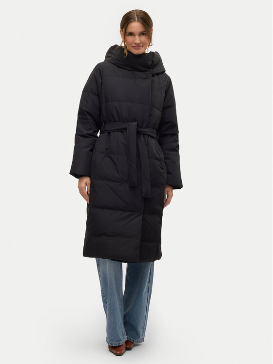 Vero Moda Пухено яке Leonie 10311566 Черен Regular Fit цвят на ниска цена