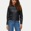 Vero Moda Яке от имитация на кожа Amanda 10331229 Черен Regular Fit цвят на ниска цена