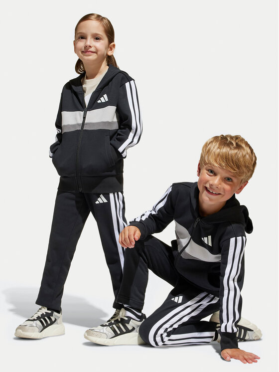 adidas Анцуг Seasonal Essentials Tiberio 3-Stripes JY0520 Черен Regular Fit цвят на ниска цена