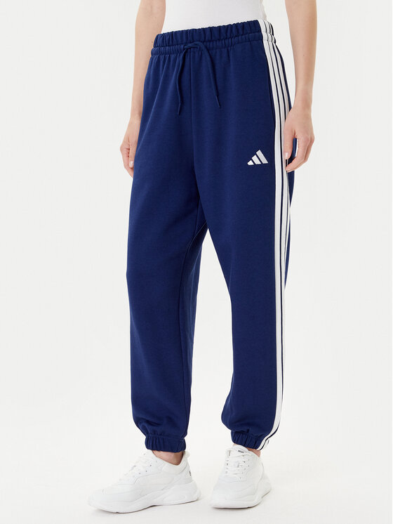 adidas Долнище анцуг Essentials 3-Stripes Fleece JX7696 Син Loose Fit цвят на ниска цена