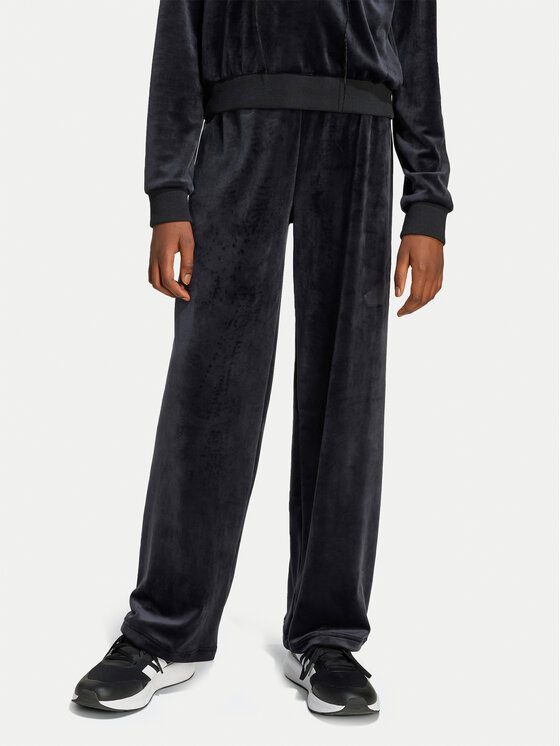 adidas Долнище анцуг Seasonal Essentials Holiday JN2231 Черен Regular Fit цвят на ниска цена