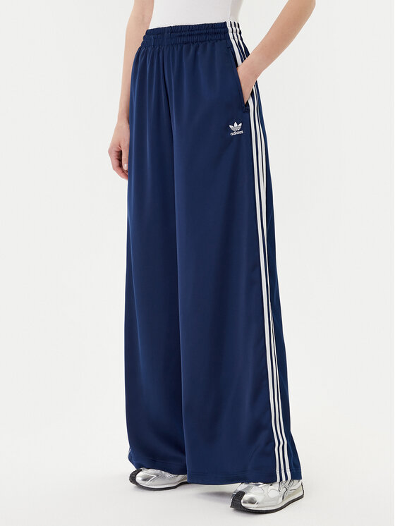 adidas Долнище анцуг adicolor Satin JD0881 Тъмносин Wide Leg цвят на ниска цена