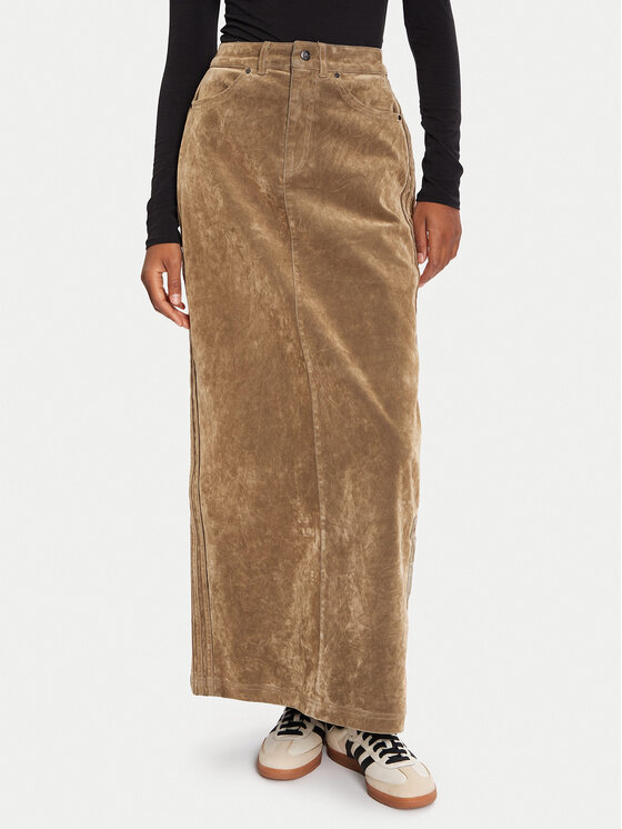 adidas Макси пола Adibreak JY2397 Кафяв Regular Fit цвят на ниска цена