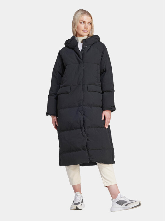 adidas Пухено яке Big Baffle Coat IK3159 Черен Loose Fit цвят на ниска цена