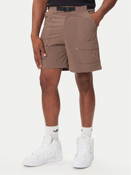 adidas Шорти от плат Premium Essentials Utility Cargo JW1081 Кафяв Loose Fit цвят на ниска цена