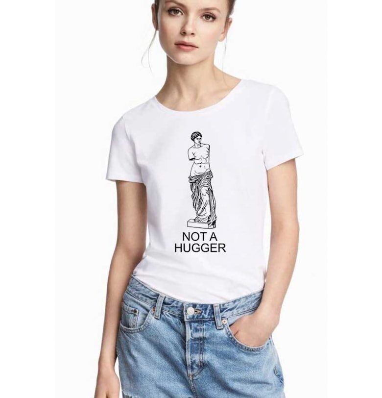 Бяла дамска тениска - Not a hugger THEICONIC