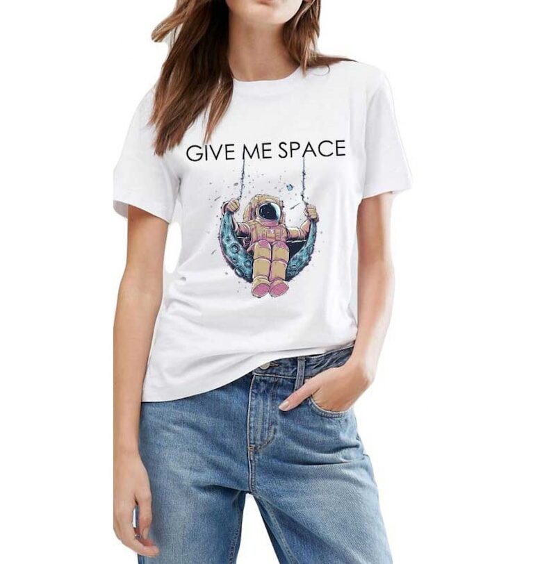 Дамска бяла тениска - Give me space THEICONIC