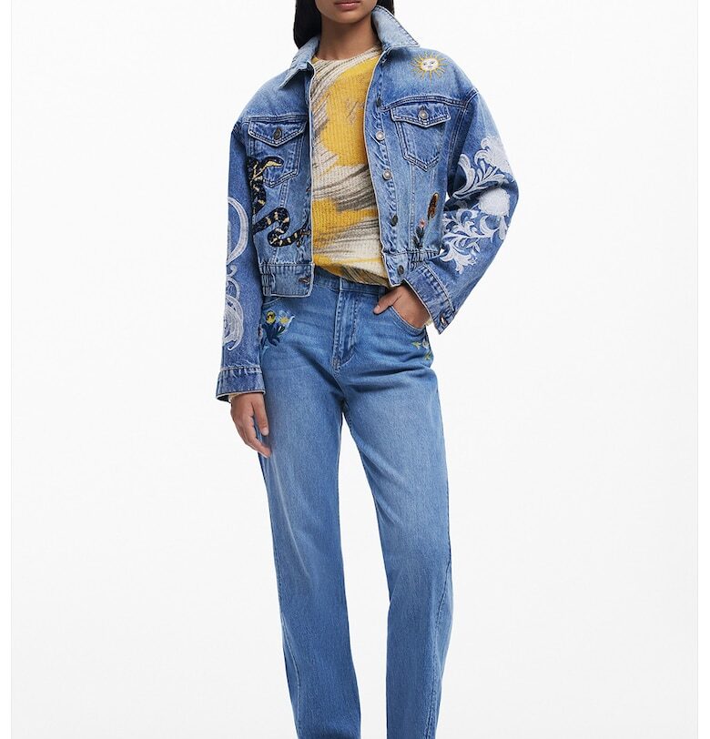 Дънково яке с бродерии DESIGUAL