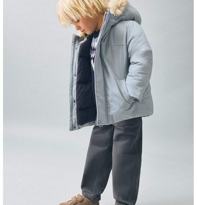 Зимна парка с джобове встрани Mango