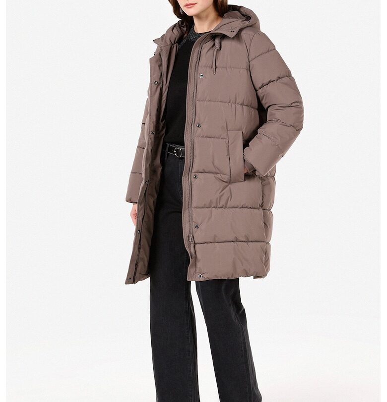 Зимно капитонирано яке COLINS