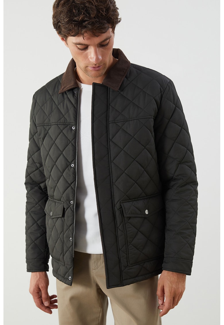 Капитонирано яке с класическа яка LC WAIKIKI