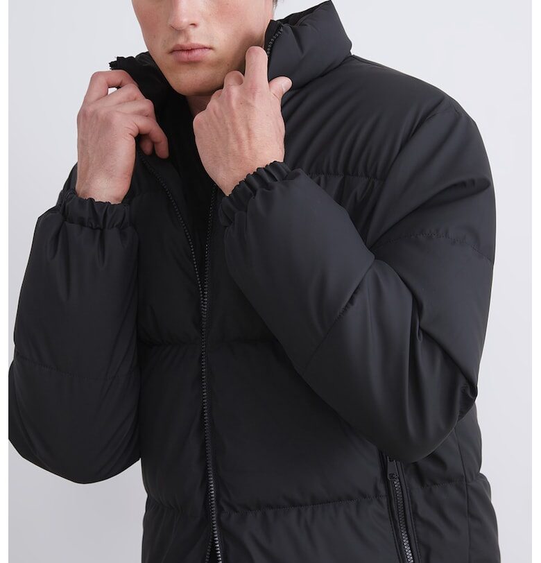 Капитонирано яке с цип LC WAIKIKI