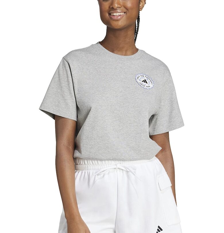 Памучна тениска с графика и лого adidas Sportswear