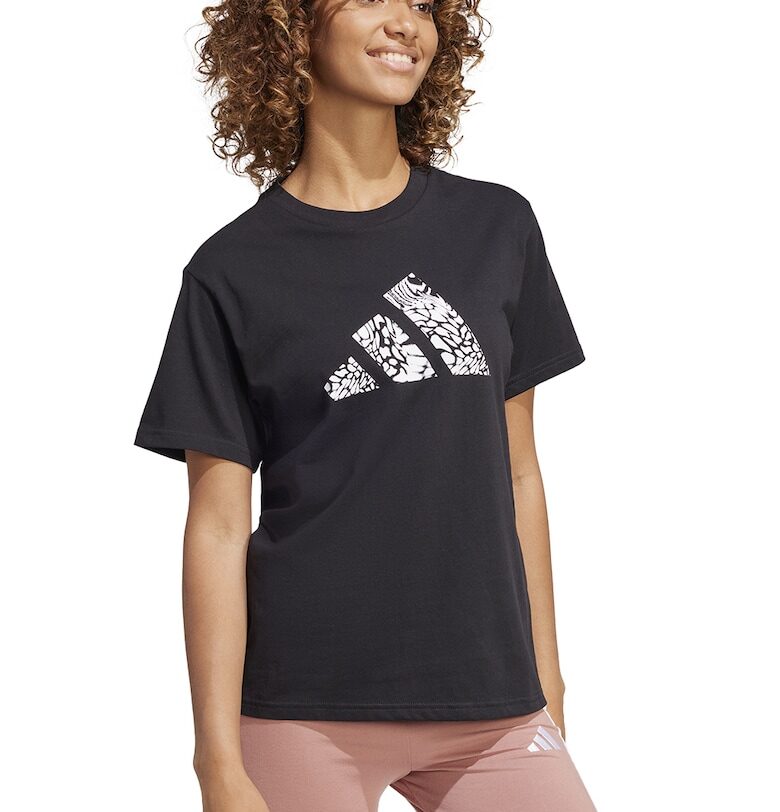 Памучна тениска с лого adidas Sportswear