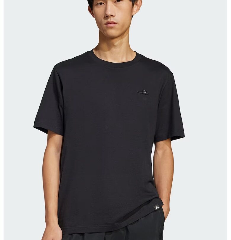 Памучна тениска с овално деколте adidas Sportswear