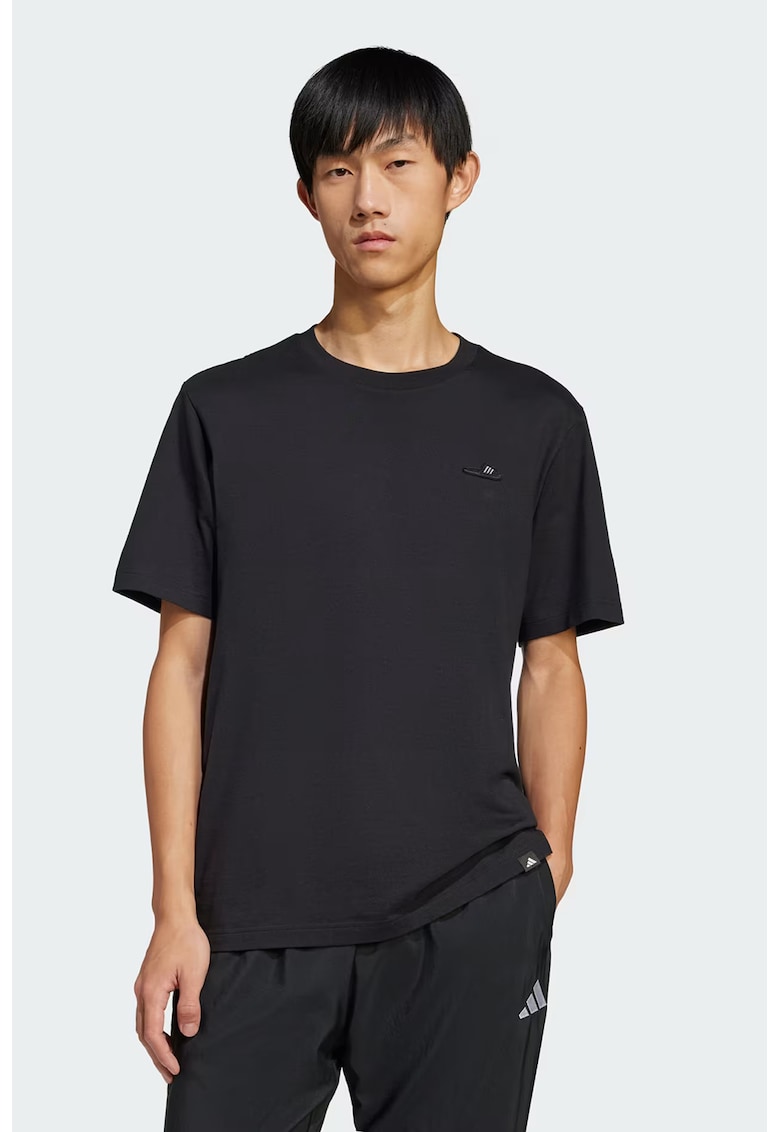 Памучна тениска с овално деколте adidas Sportswear