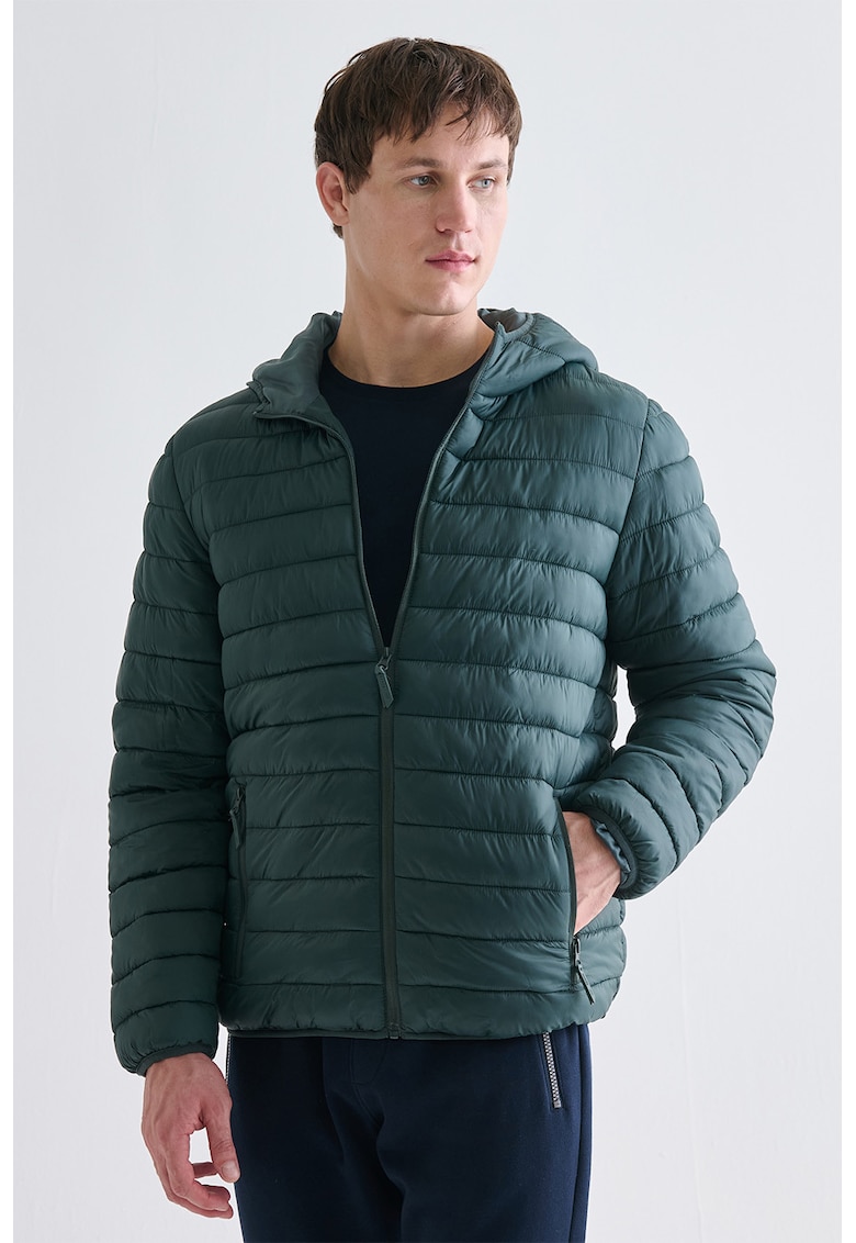 Подплатено яке с качулка LC WAIKIKI