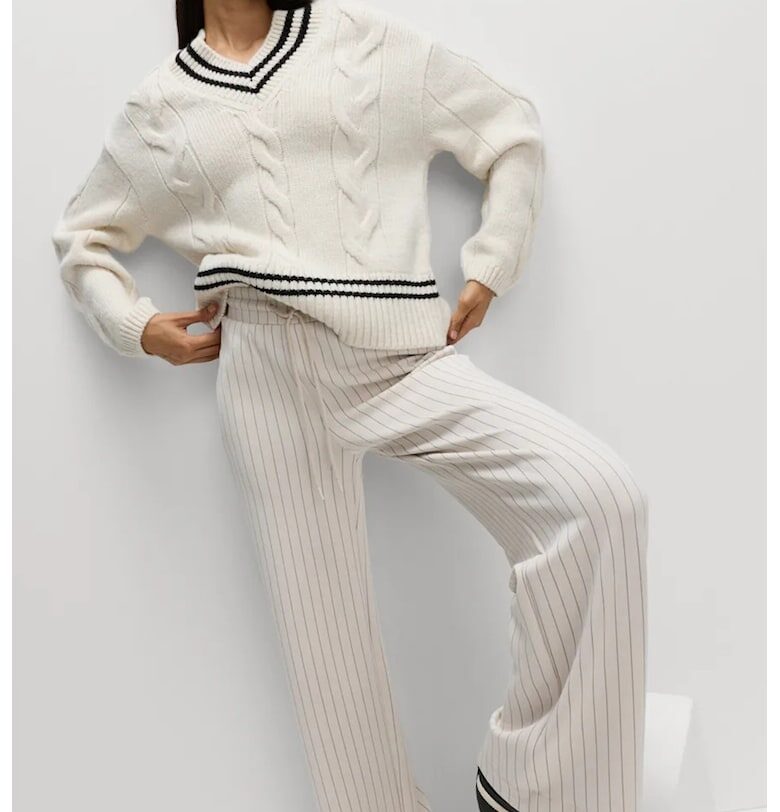 Пуловер с вълна с плетка осморка Marks  Spencer