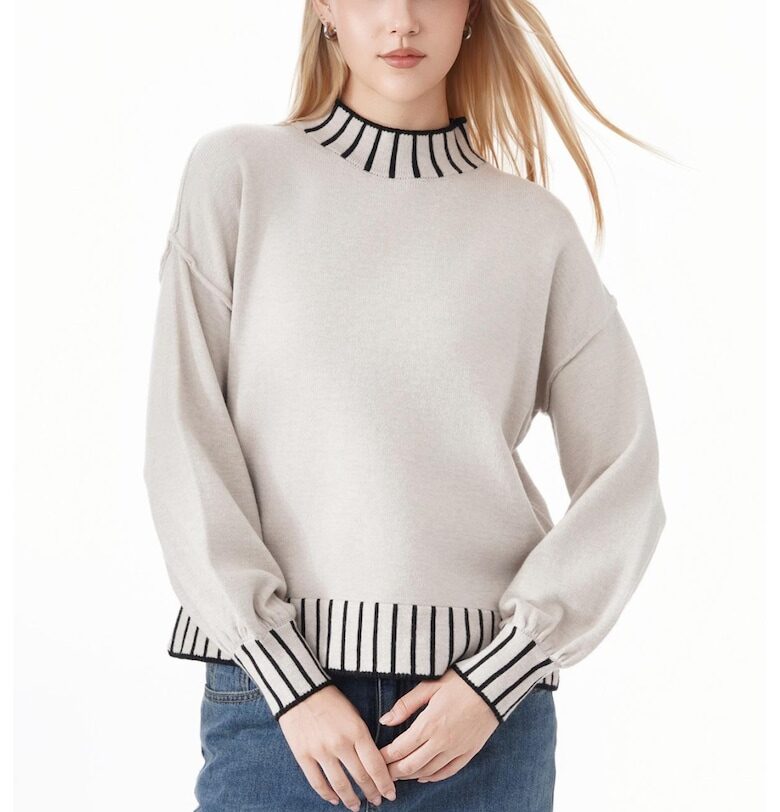 Светлобежов пуловер с леко бухнали ръкави Z-101 M9 18191 SOFILINE